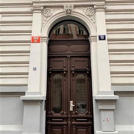 Side Street Apartments Prague Ngoại thất bức ảnh