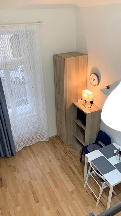 Side Street Apartments Prague Ngoại thất bức ảnh