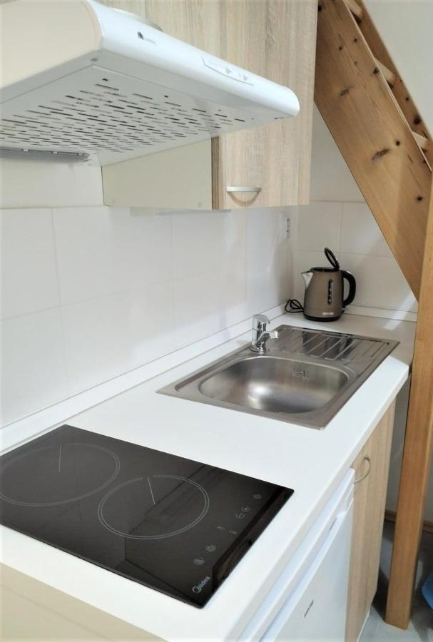 Side Street Apartments Prague Ngoại thất bức ảnh
