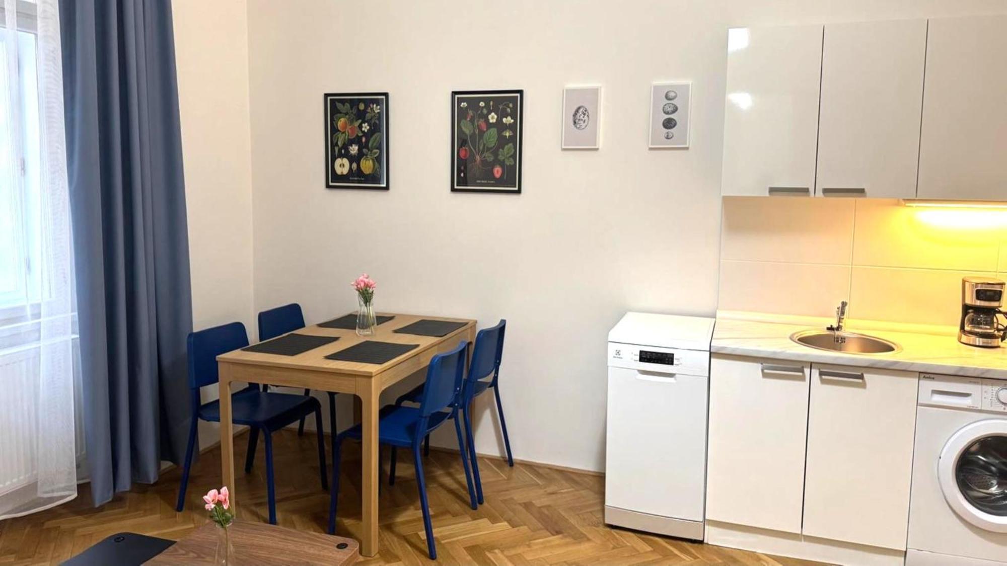 Side Street Apartments Prague Ngoại thất bức ảnh