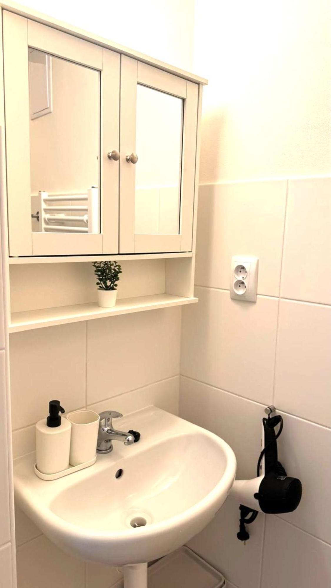 Side Street Apartments Prague Ngoại thất bức ảnh