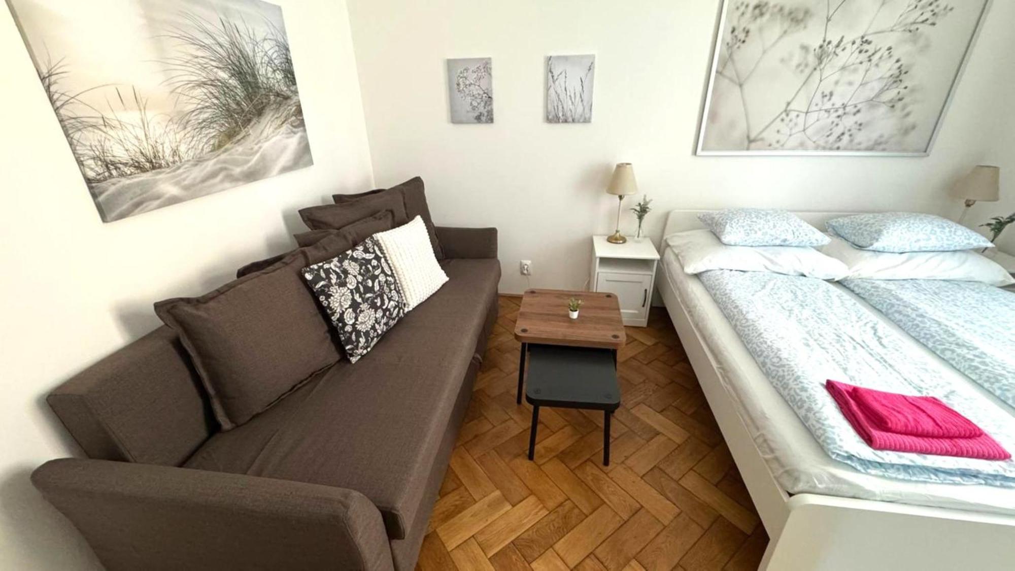Side Street Apartments Prague Ngoại thất bức ảnh